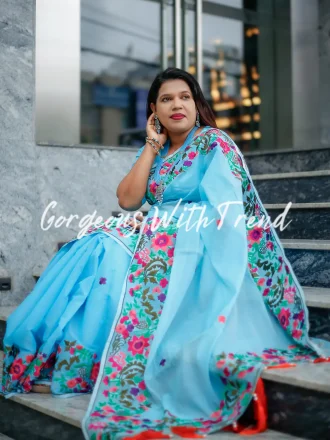 Sari 11 - Gorgeous with trend