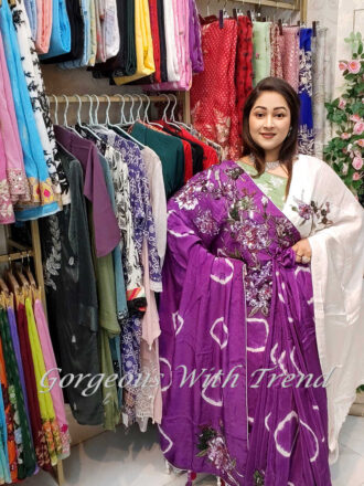 Designer Sharee - GWT61